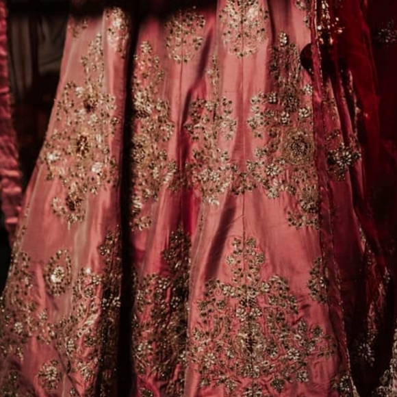 Bridal lengha sunnys bridal - Picture 2 of 4